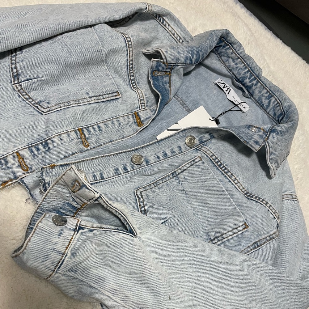 ZARA New With Tags!! Crop cutoff Jean Jacket, Women’s size small